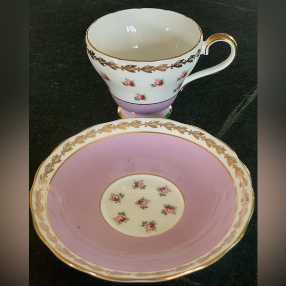 Vintage Adderly fine bone China Tea Cup and Saucer - Picture 4 of 7